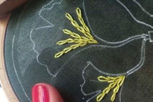 foto empezando bordado planta de gingko biloba 2